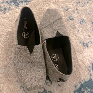 TOMS, gently worn, black and white, women’s size 8.5
